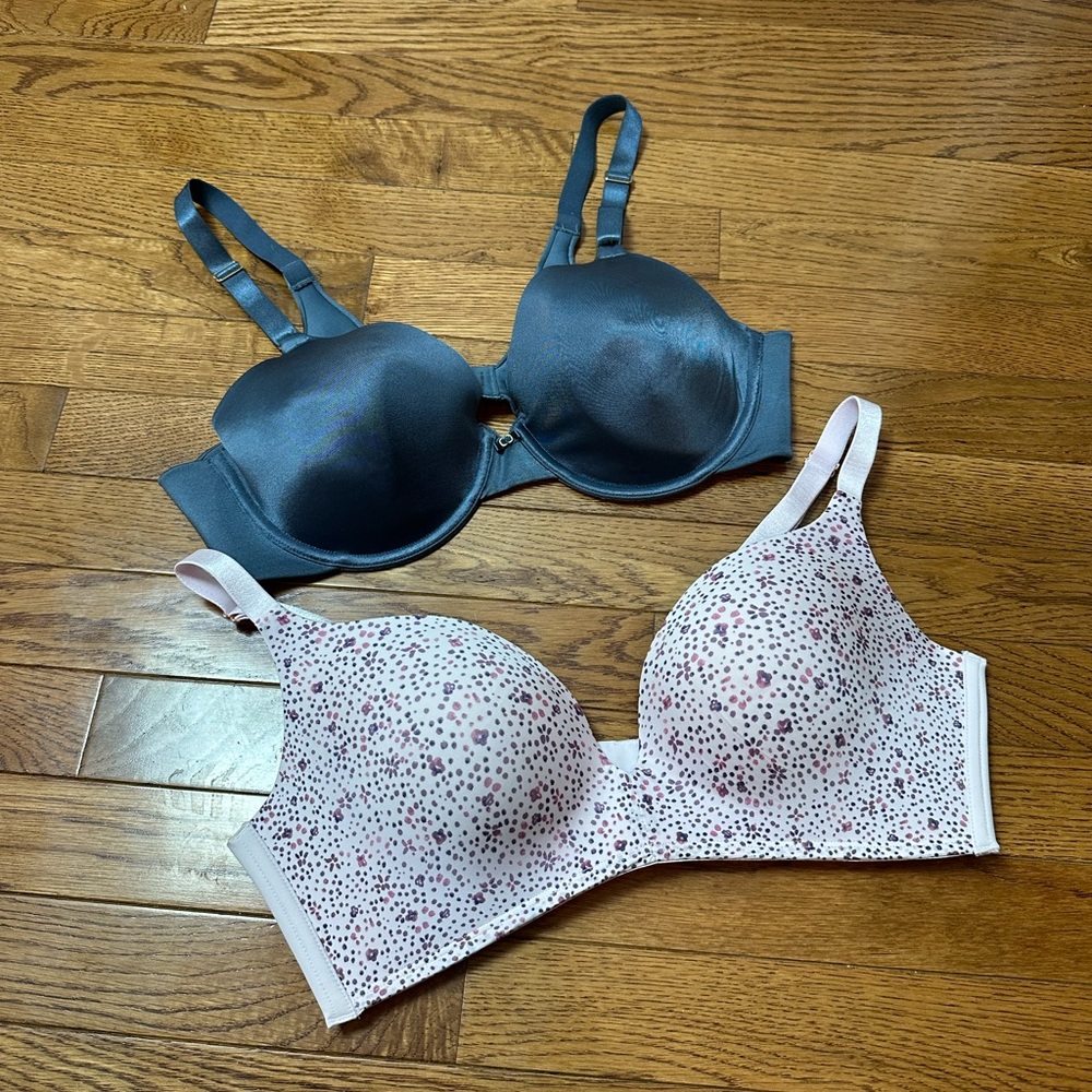 Maidenform(pink design) & Vanity Fair(blue) Bras Size 38B